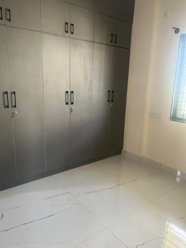 Private Room in 3 BHK in Hombegowda Nagara