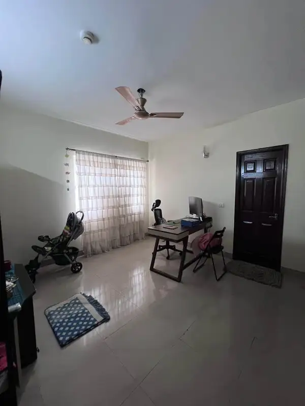 Private Room in 3 BHK in HSR Layout