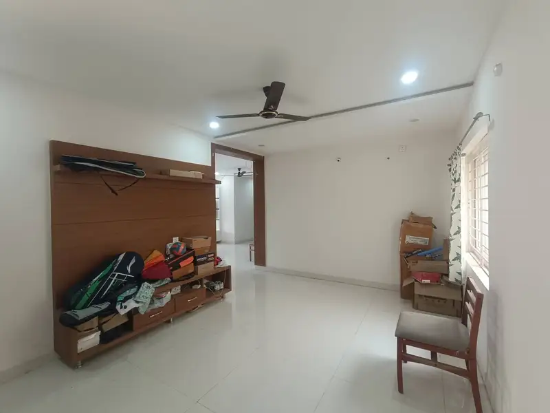3 BHK Entire Flat in Kondapur