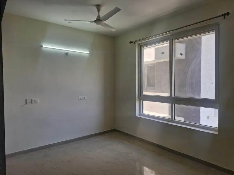Private Room in 3 BHK in Gachhibowli