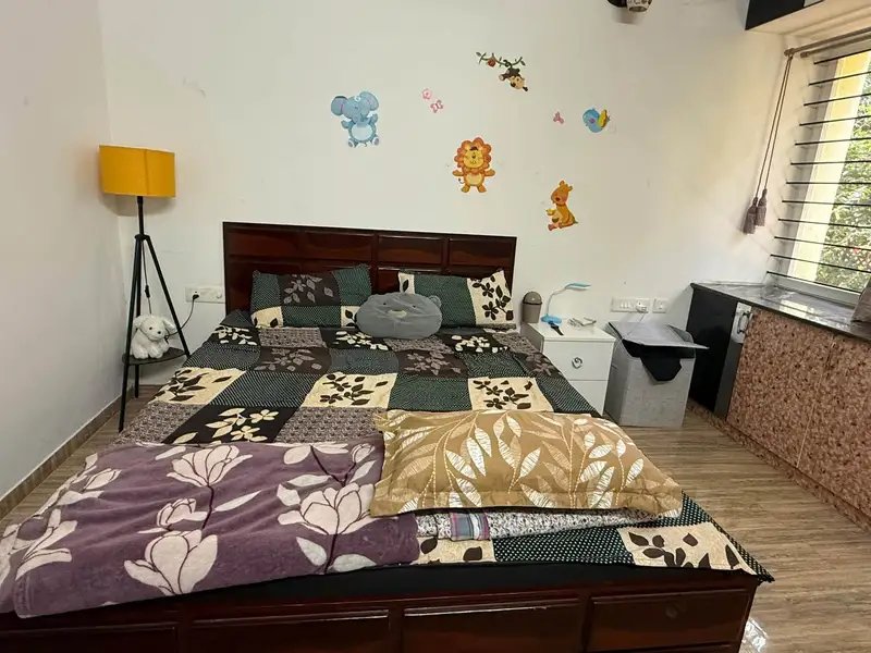 Private Room in 3 BHK in Haralur