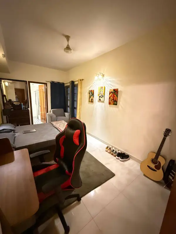 Private Room in 3 BHK in Richmond Town