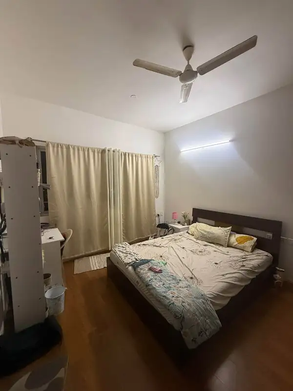 Private Room in Flat in HSR Layout