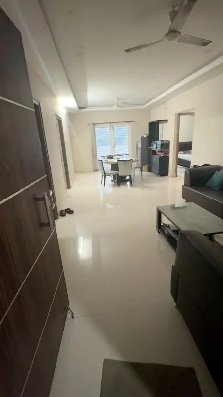 Private Room in 4 BHK in HITEC City