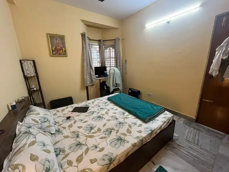 Private Room in 3 BHK in Shanti Nagar