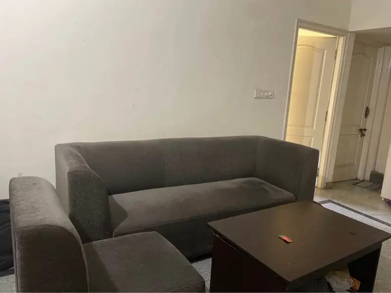 Private Room in 2 BHK in New Tavarekere