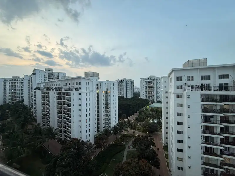 Private Room in 3.5 BHK in Prestige Shantiniketan
