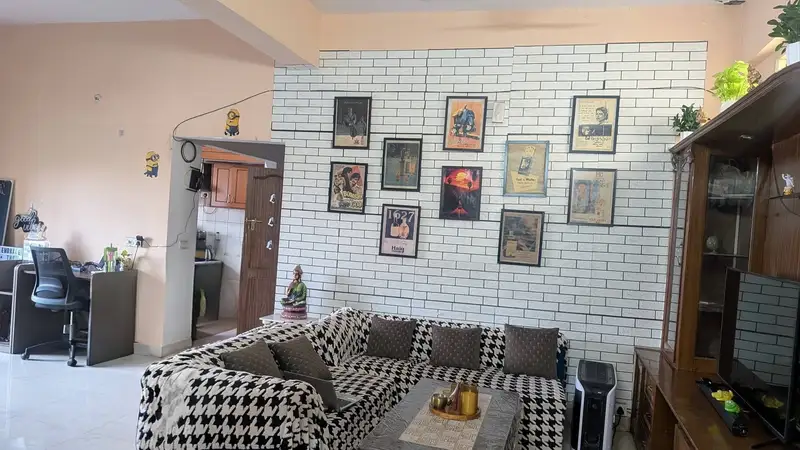 Private Room in 3 BHK in Hoody Garden