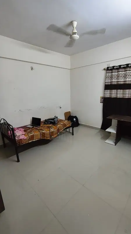 Private Room in 3 BHK in Devasandra