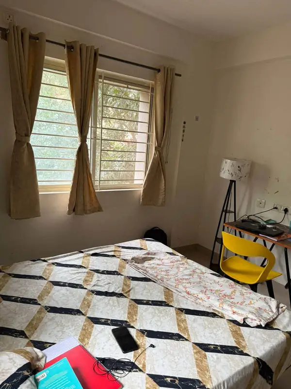 Private Room in 2 BHK in Ambalipura