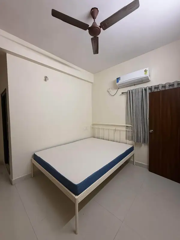 Private Room in Flat in Vaishali Nagar