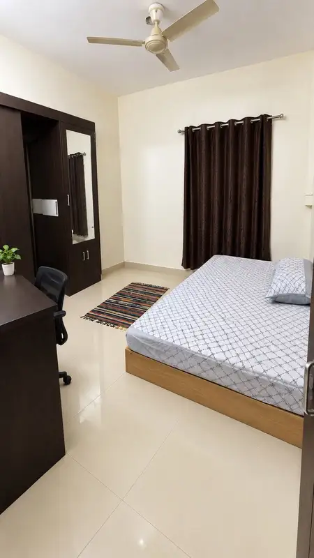 Private Room in 3 BHK in Hoodi