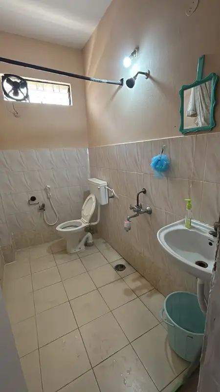 Private Room in 3 BHK in Raj Bhavan Marg