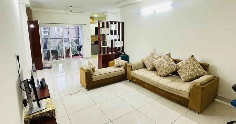 Private Room in 2.5 BHK in Financial District