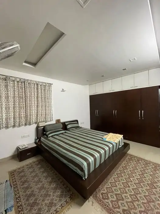 Private Room in 3 BHK in Kukatpally