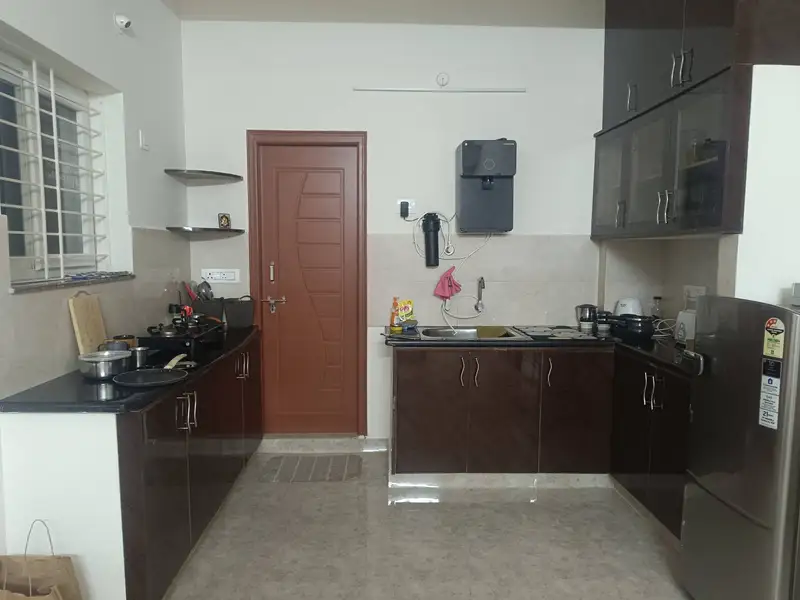 1 BHK Entire Flat in Nallagandla