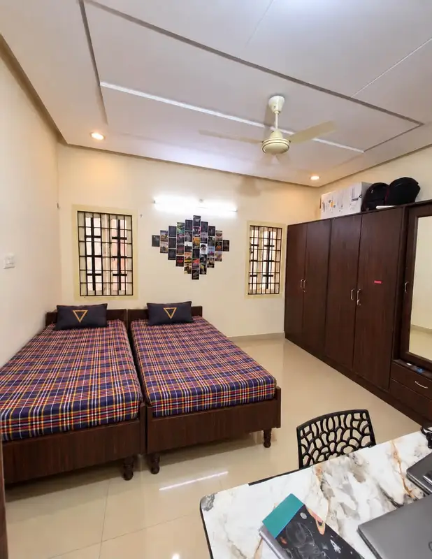Double-sharing Room in 3 BHK in Ayyappa Society Colony