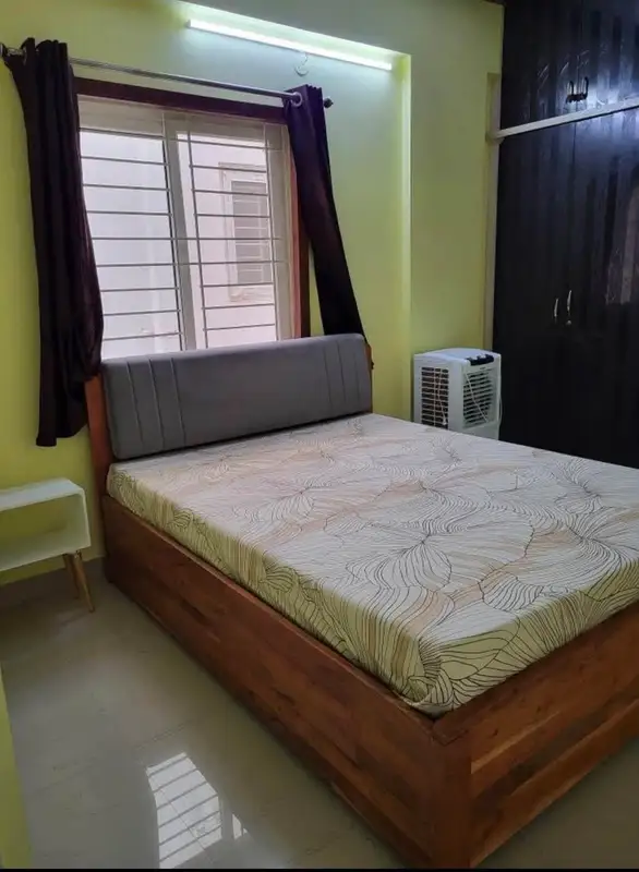 Private Room in 3 BHK in SHBCS Layout