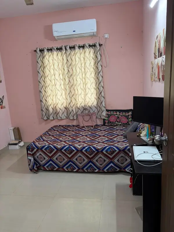 Fully furnished flat for female single occupancy in Kondapur