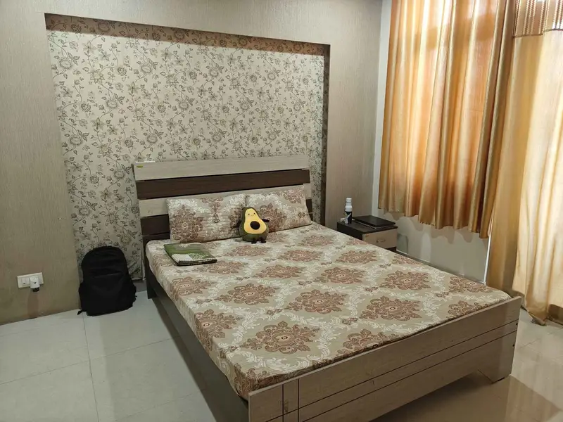 Private Room in 2 BHK in Bangalore North