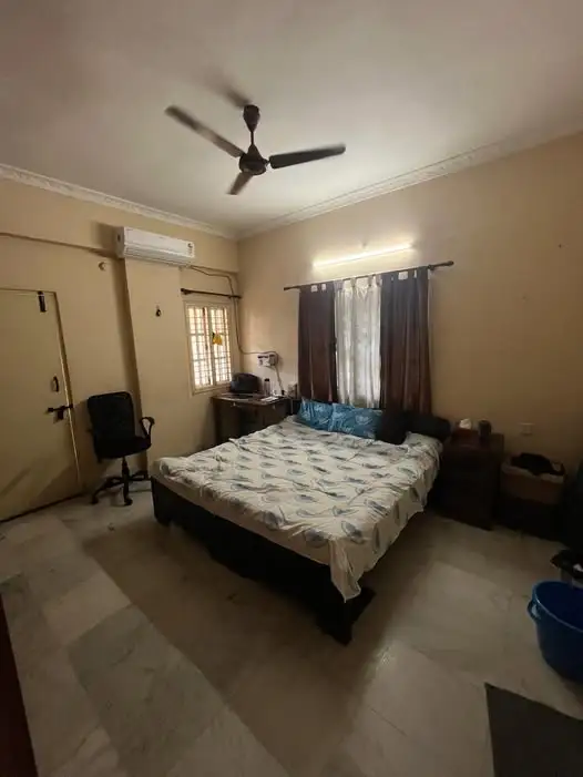 Private Room in 3 BHK in Vittal Rao Nagar