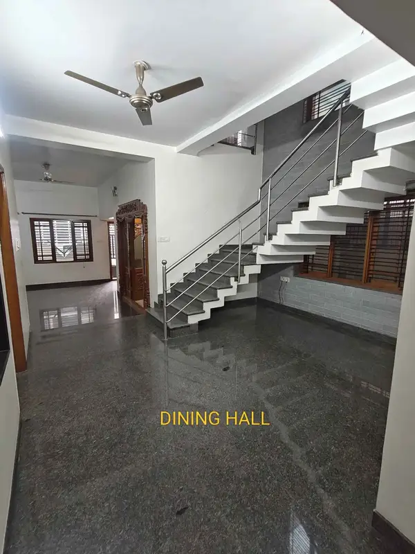 4 BHK Entire Flat in Pattabhirama Nagara