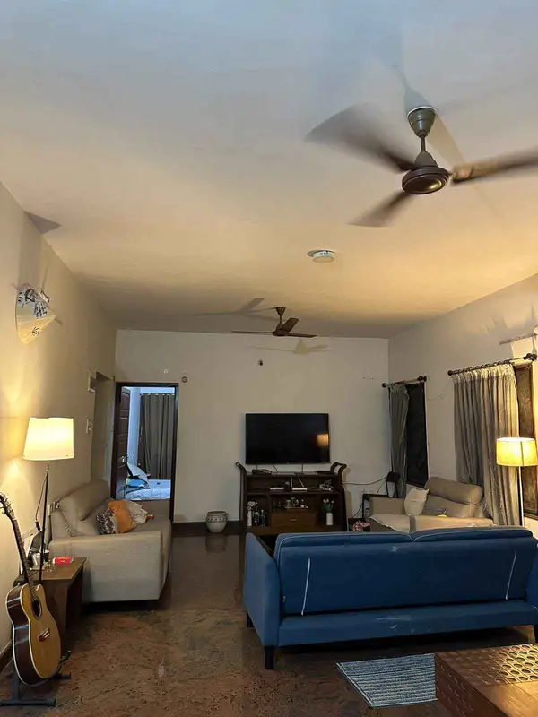 Private Room in 3 BHK in Koramangala 6th Block