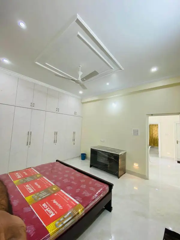3 BHK Entire Flat in Madhapur