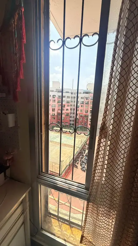 Private Room in 3 BHK in Domluru