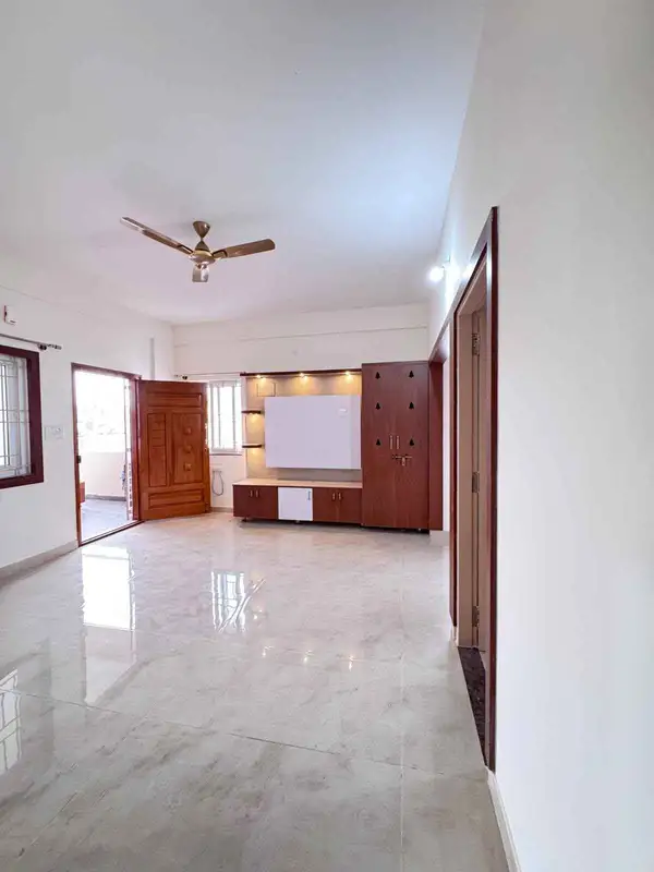 3 BHK Entire Flat in Singasandra