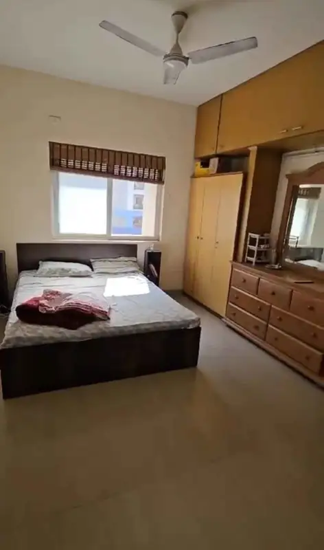 Private Room in 3 BHK in Adarsh Palm Retreat