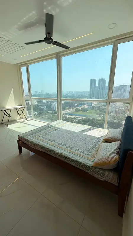 Private Room in 3 BHK in Kokapet