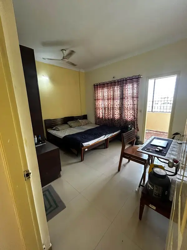 Private Room in 4 BHK in Ambalipura