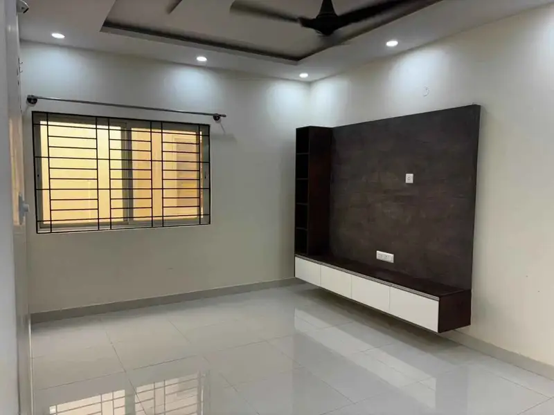 2 BHK Entire Flat in KR Puram