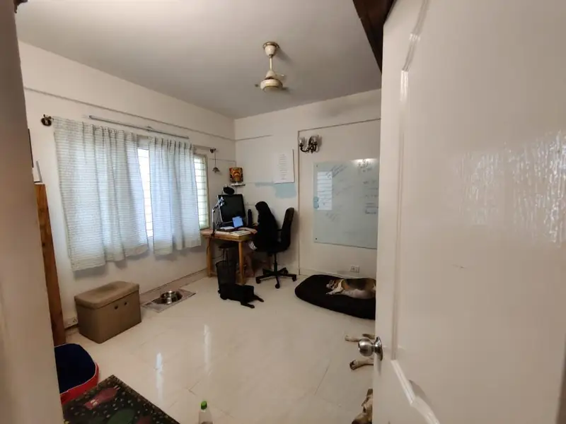 Private Room in 3 BHK in SHBCS Layout