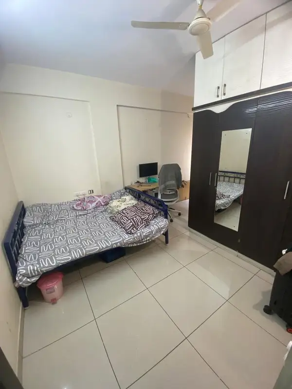 Private Room in 3 BHK in SHBCS Layout